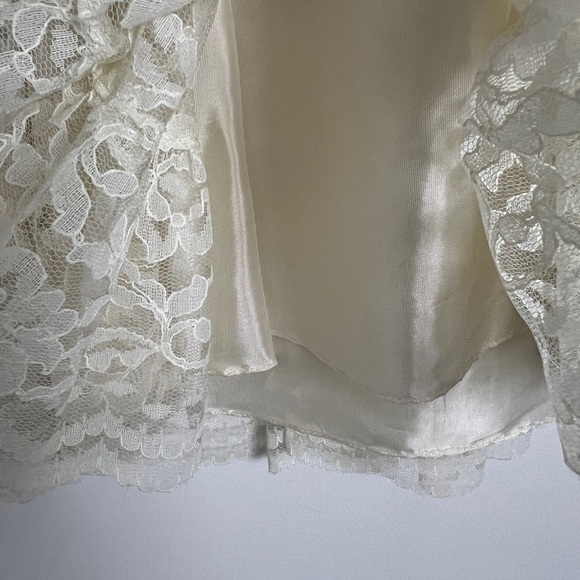 Vintage Girl's First Communion Cream Tiered All Lace Attached Necklace Dress S/M - Picture 9 of 9